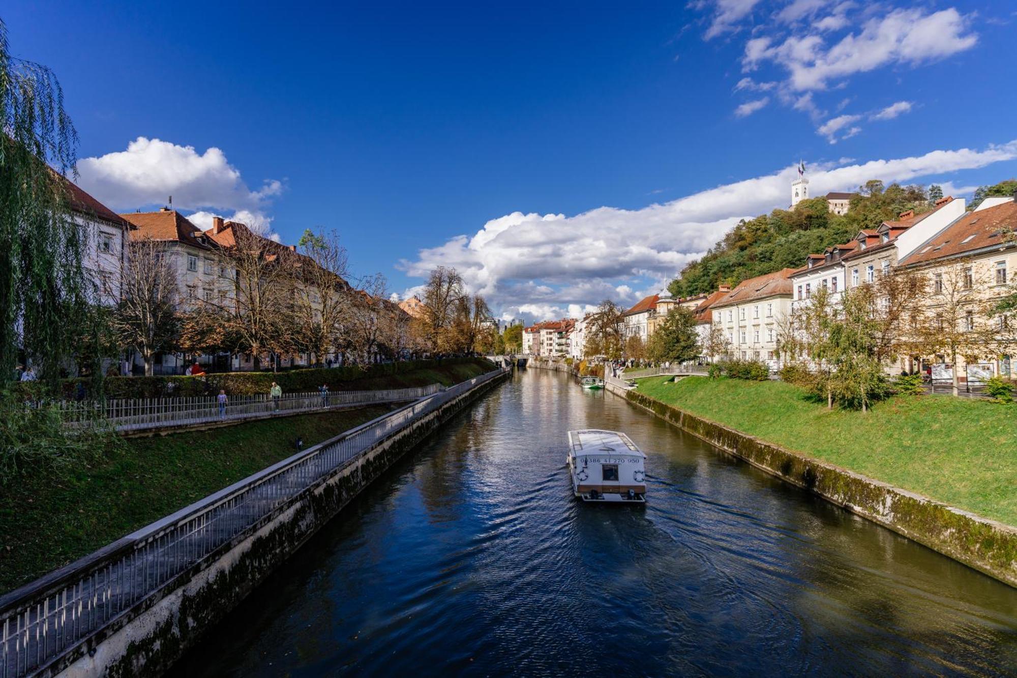 Ella'S Castle View Apartment Ljubljana Exterior foto